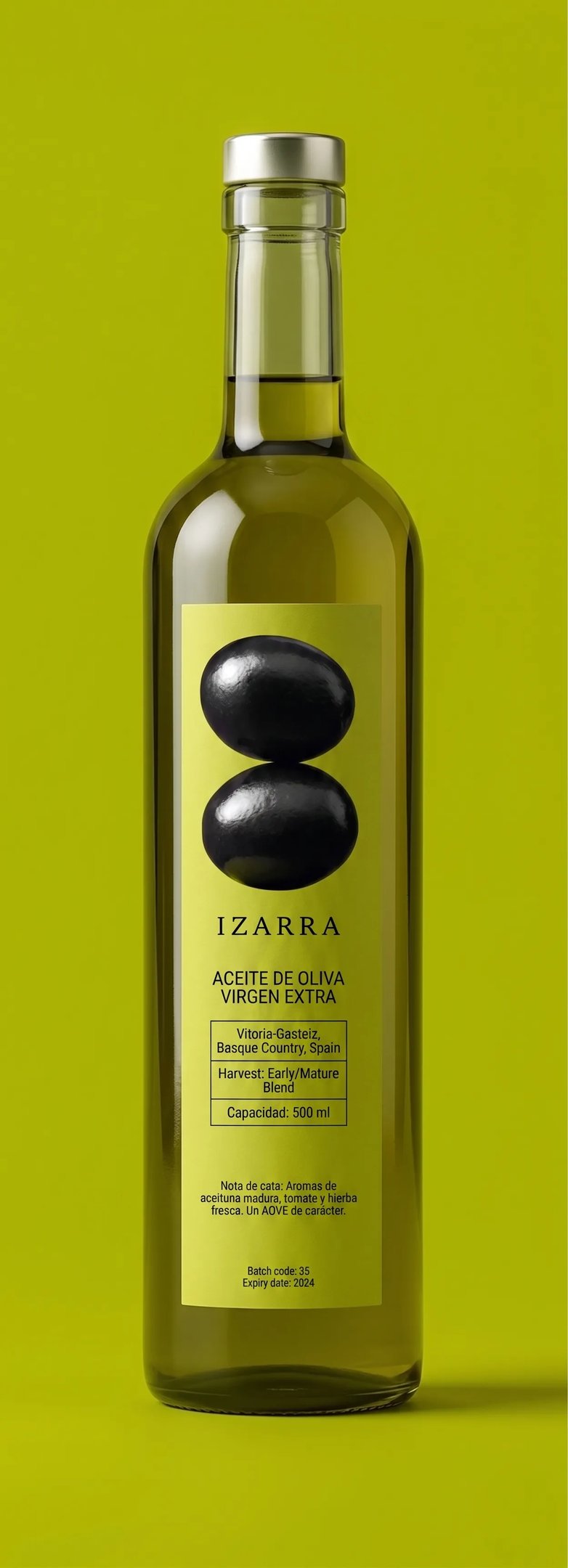 Aceite de oliva virgen extra con aceitunas, fotografía de producto gourmet creada con IA por Josu Izarra